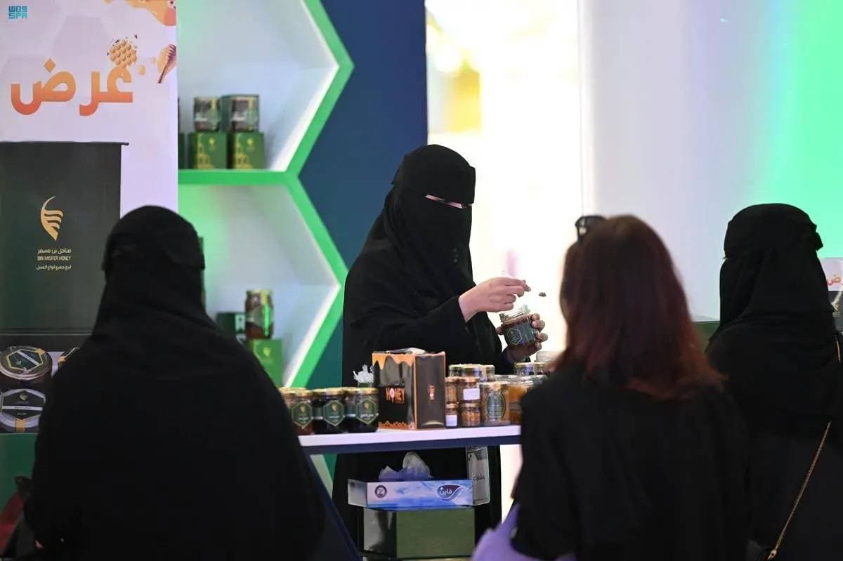 ريف السعودية : 140 مليون ريال دعم قطاع العسل وتحقيق 3 آلاف طن