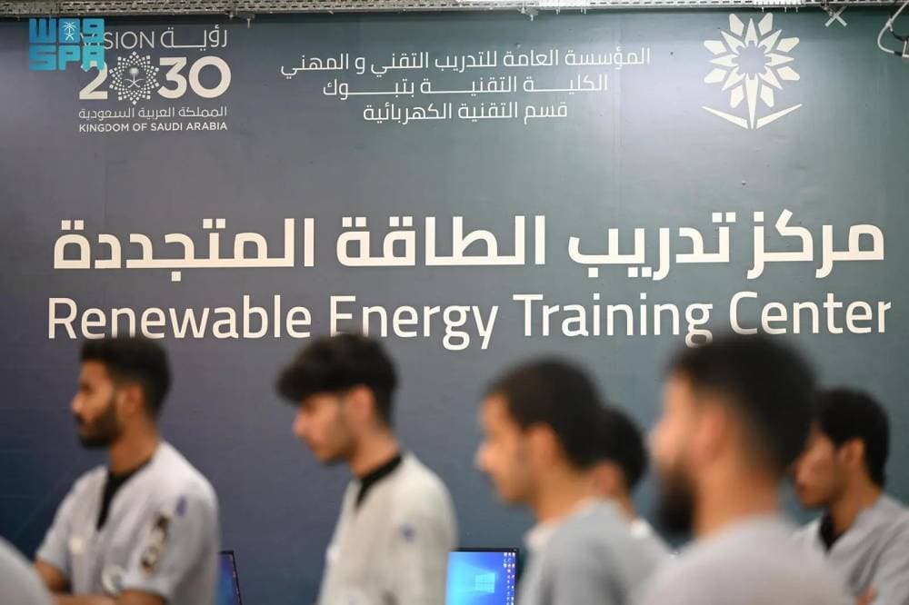 "تاسي" يغلق على مكاسب 50 نقطة وسط تداولات هي الأدنى في 7 أسابيع