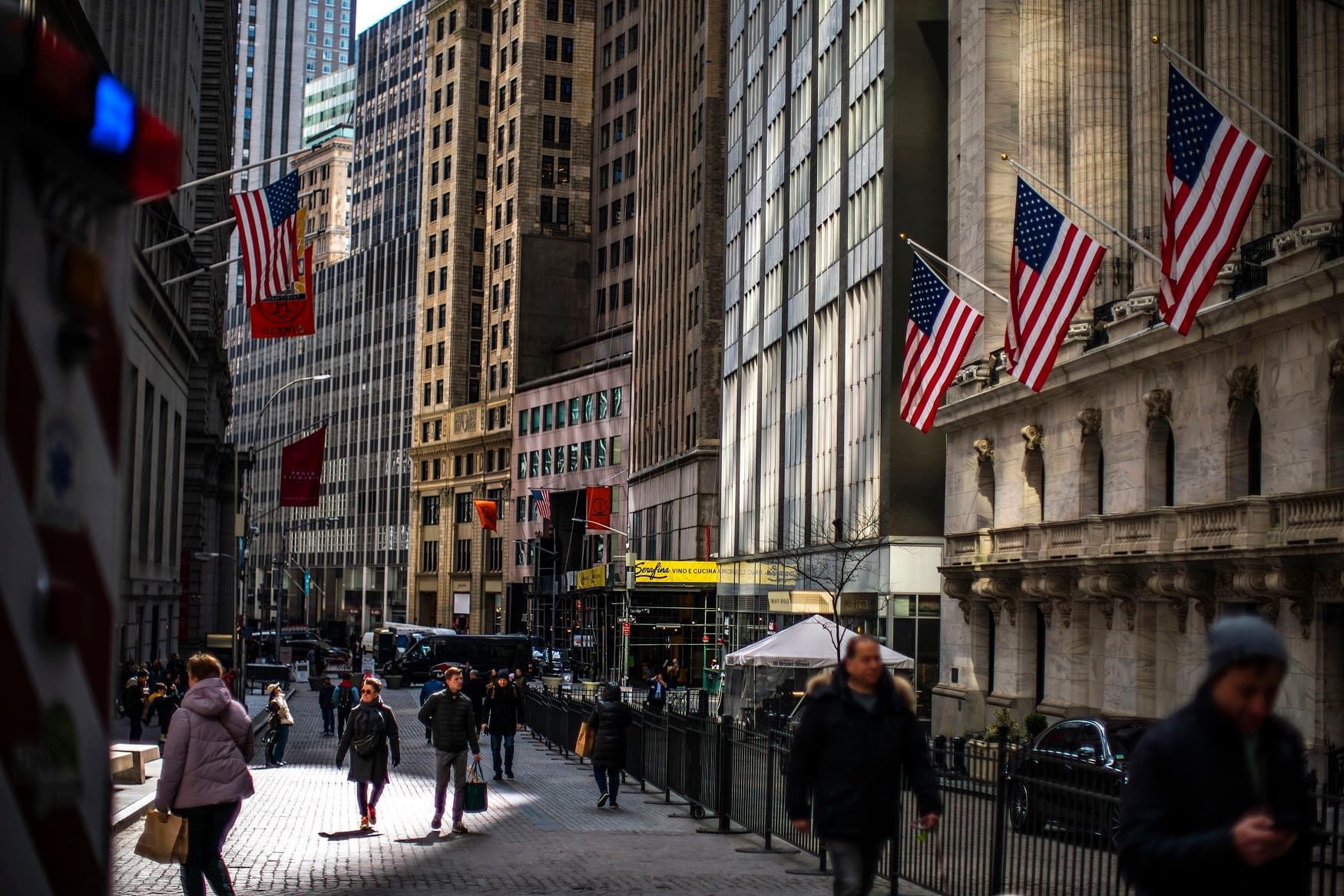 الفيدرالي يبقي أسعار الفائدة دون تغيير للمرة السادسة تواليا بهدف كبح التضخم