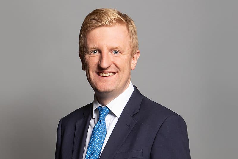 منتدى «GREAT FUTURES» يبحث فرص صناعة السيارات والسياحة والذكاء الاصطناعي