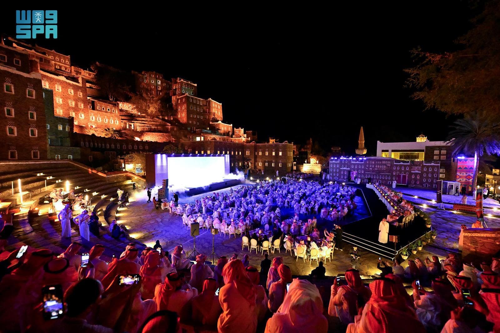 إطلاق هوية عسير السياحية  تحت شعار "عسير تهول" لتصبح وجهة عالمية على مدار العام