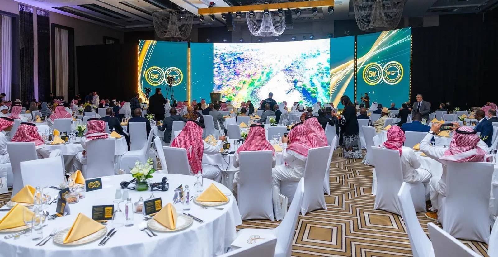 جانب من حفل أقامه المصرف العربي للتنمية الاقتصادية في فندق فيرمونت بالرياض. المصدر: واس