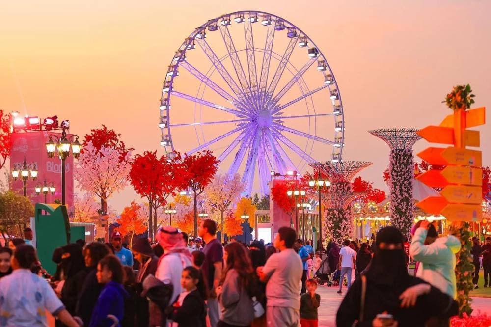 أطلقت السعودية برنامج تراها الذي يضم 550 منتجا سياحيا و150 عرضا في 7 وجهات ولمدة 4 أشهر. المصدر: واس