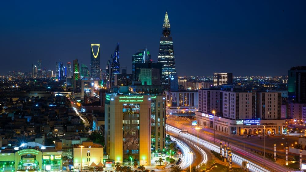 استطاعت السعودية تحقيق 41 % من مستهدف الرؤية خلال السنوات الماضية. تصوير: يوسف الدبيسي - الاقتصادية