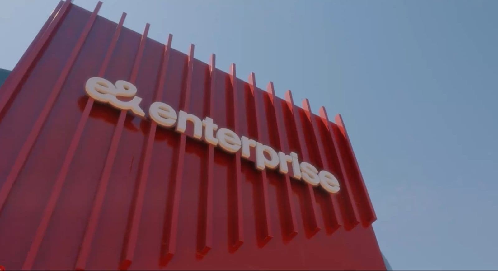 تعزيز القطاع الخاص بمركز اتصال يستهدف 1500 فرصة عمل