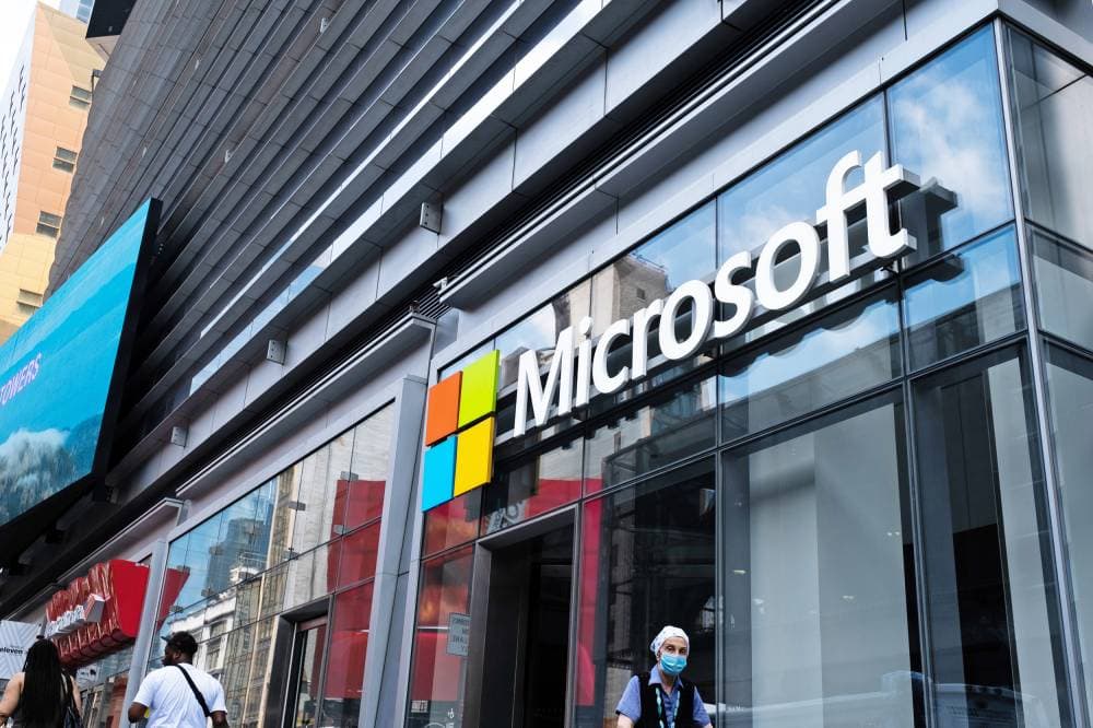 مايكروسوفت تعتزم إيجاد حلول لمعالجة مخاوف الجهات التنظيمية في الاتحاد الأوروبي. "بلومبرغ"