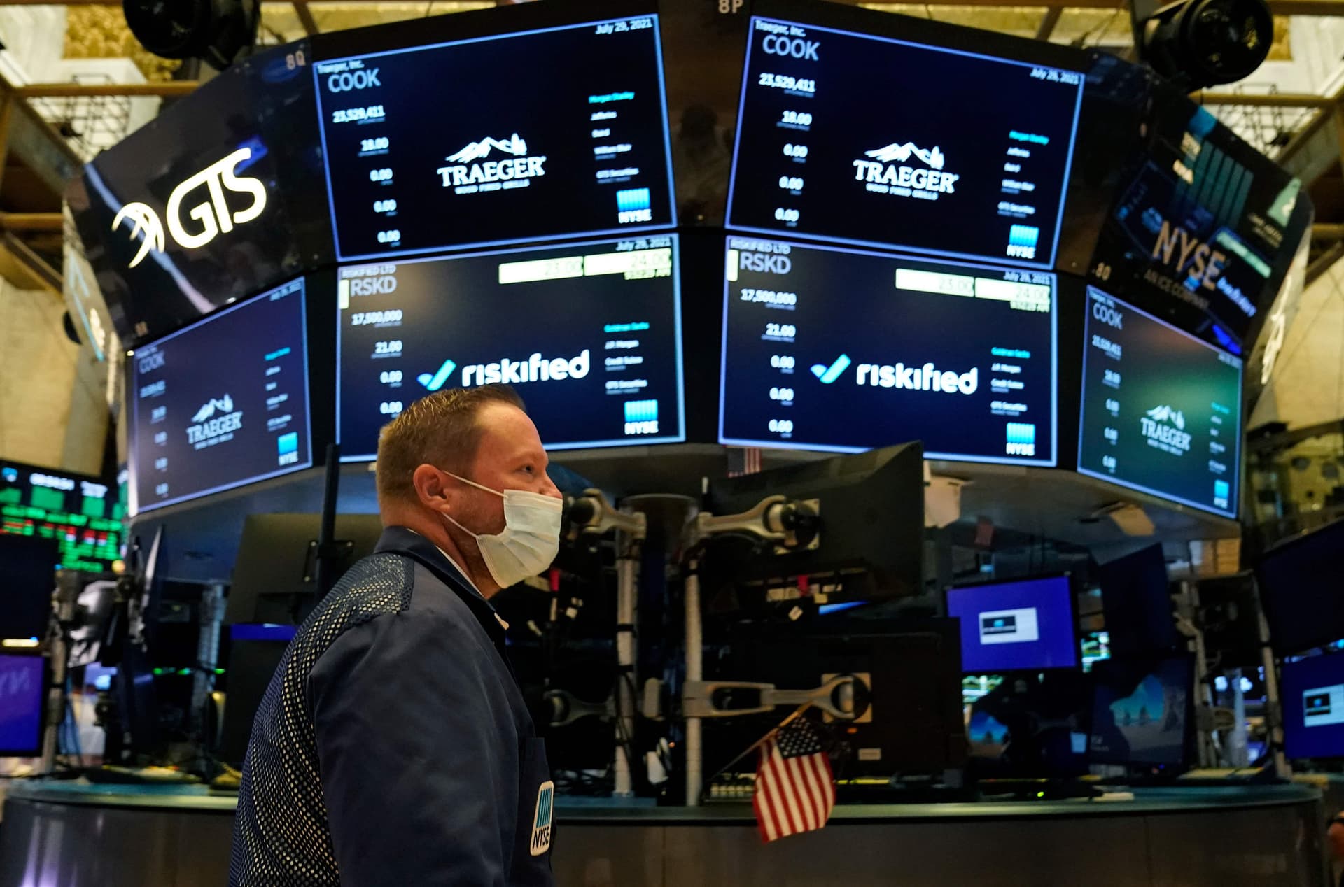 هبط المؤشر داو جونز الصناعي 24.93 نقطة بما يعادل 0.06 % إلى 38861.24 نقطة. "رويترز"