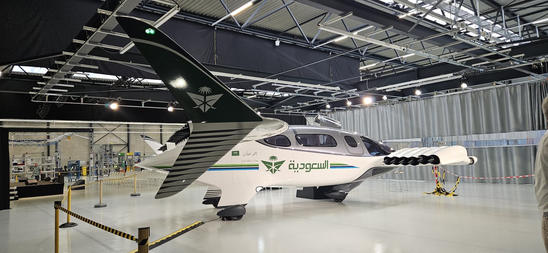 مصادر لـ "الاقتصادية": 4.5 مليون دولار قيمة الطائرة الكهربائية لـ "الخطوط السعودية"