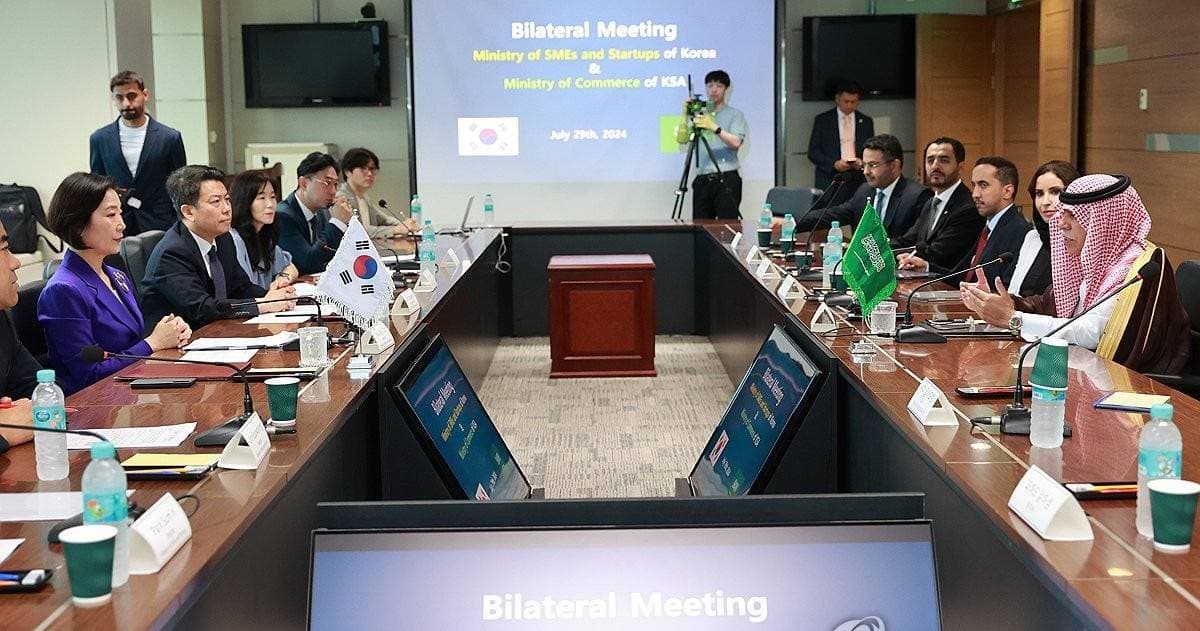 جانب من لقاء الوفد السعودي والكوري في سيئول اليوم. المصدر: يونهاب