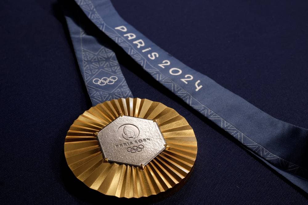 Paris 2024 Olympics Medal Preview - Chaumet, Paris, France - February 1, 2024 A Paris 2024 Olympic Games gold medal is seen on display at Chaumet jewellery REUTERS/Benoit Tessier