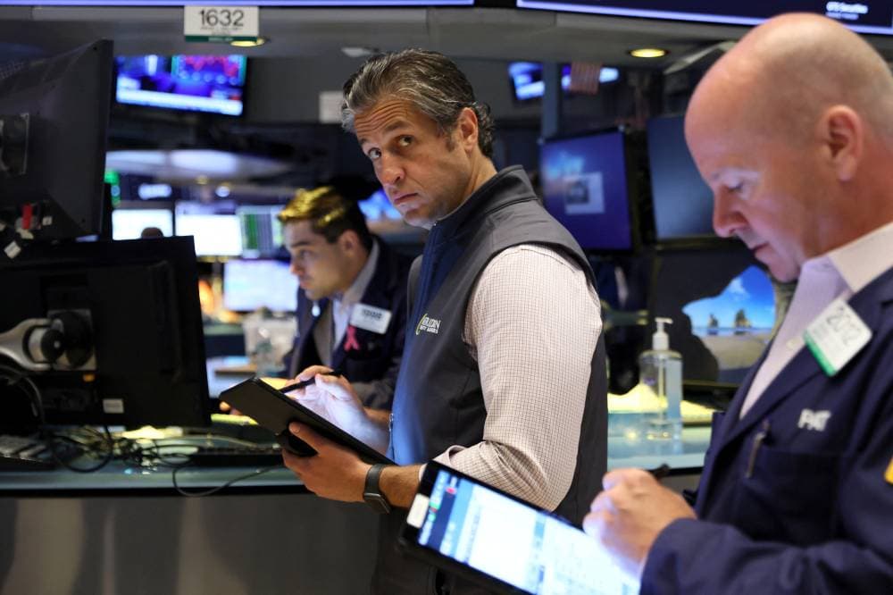 ارتفع مؤشر ستاندرد آند بورز 3.7 % في طريقه إلى تحقيق أفضل أسبوع له هذا العام. «رويترز»