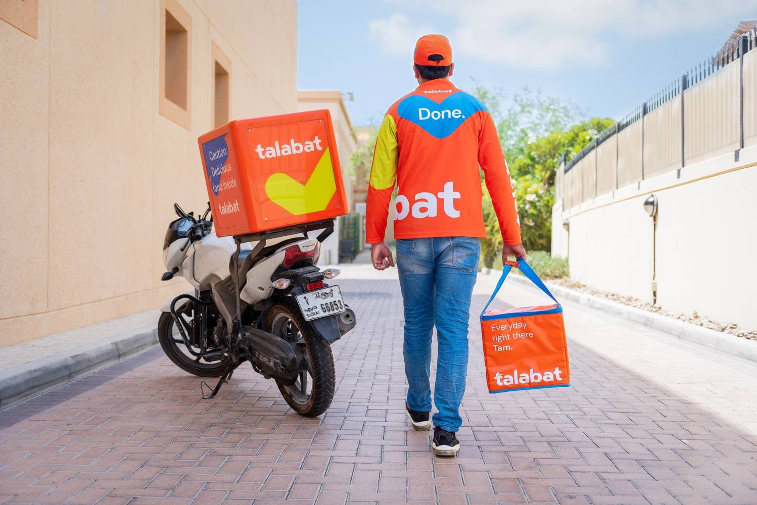 "دليفري هيرو" تستعد لطرح أسهم "طلبات" في بورصة دبي بنهاية 2024