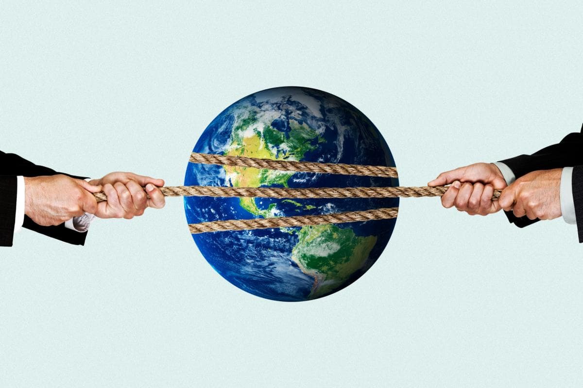 في مشهد سياسي منقسم .. البنوك المركزية وصناديق الثروة السيادية تنوع احتياطياتها