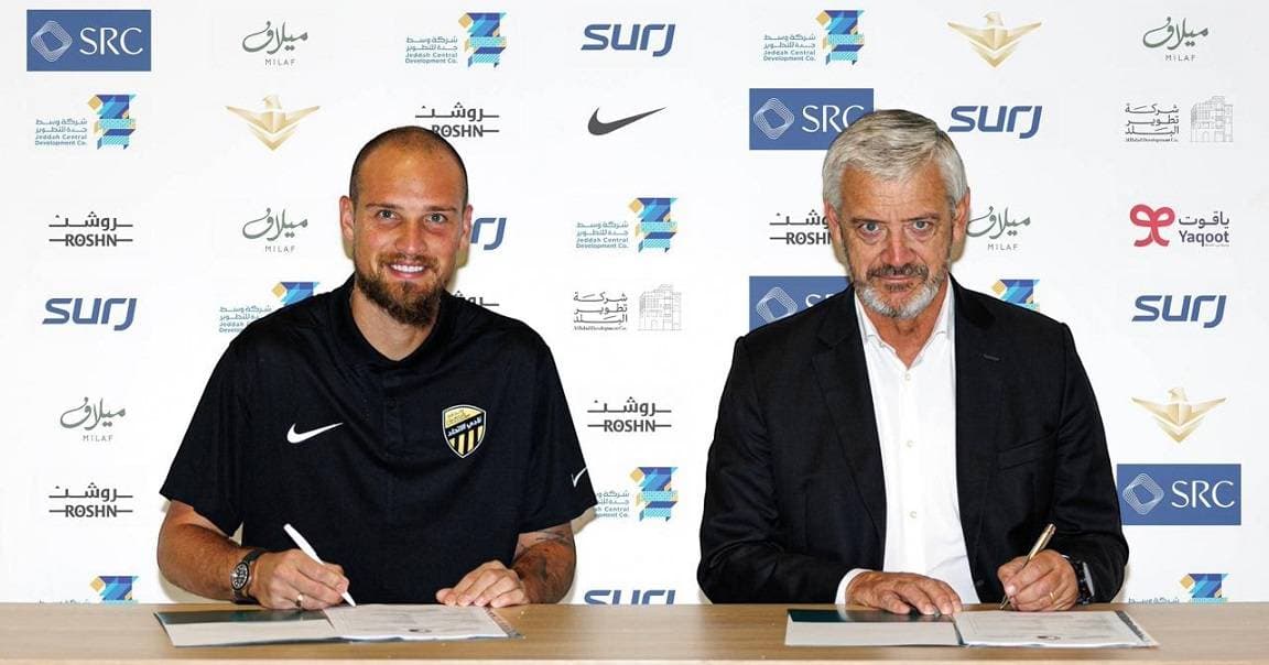 نادي الاتحاد يوقع مع الحارس الصربي رايكوفيتش.