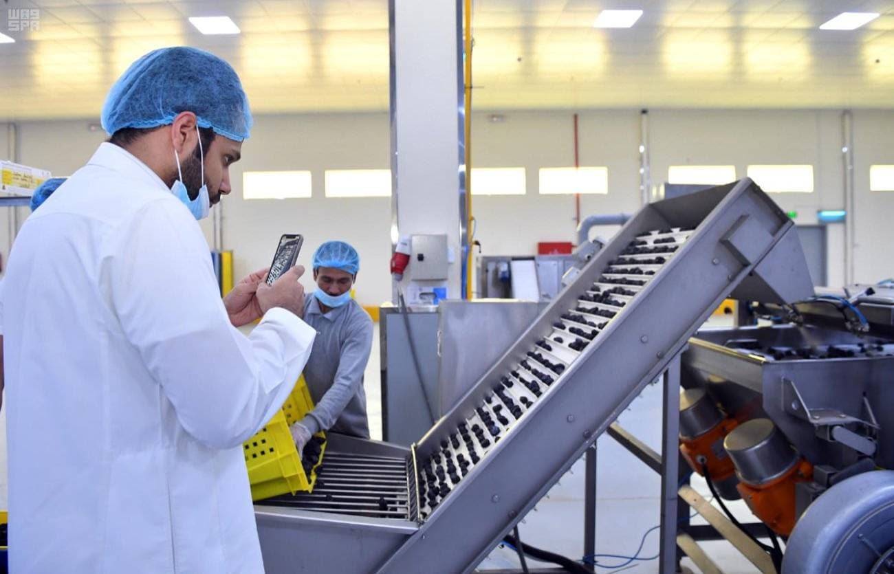 السعودية تطلق برنامجا لتسهيل الاستثمار والاستحواذ الصناعي