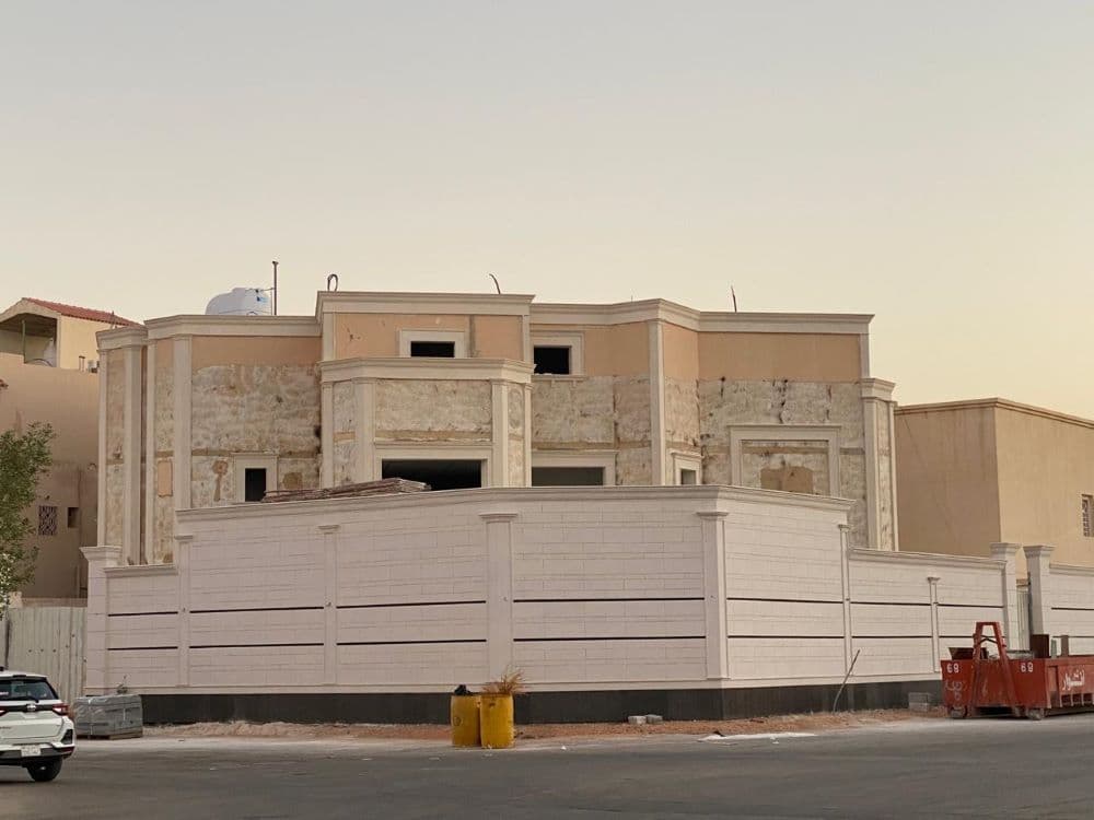 ارتفع متوسط سعر المتر في الأحياء القديمة من 1500 ريال إلى 2500 ريال. تصوير: الاقتصادية