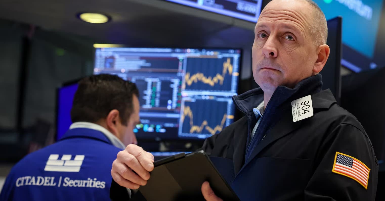 الأسهم الأمريكية تغلق متراجعة وسط ترقب تقرير الوظائف غدا