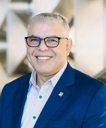 البروفيسور عماد غالوزي