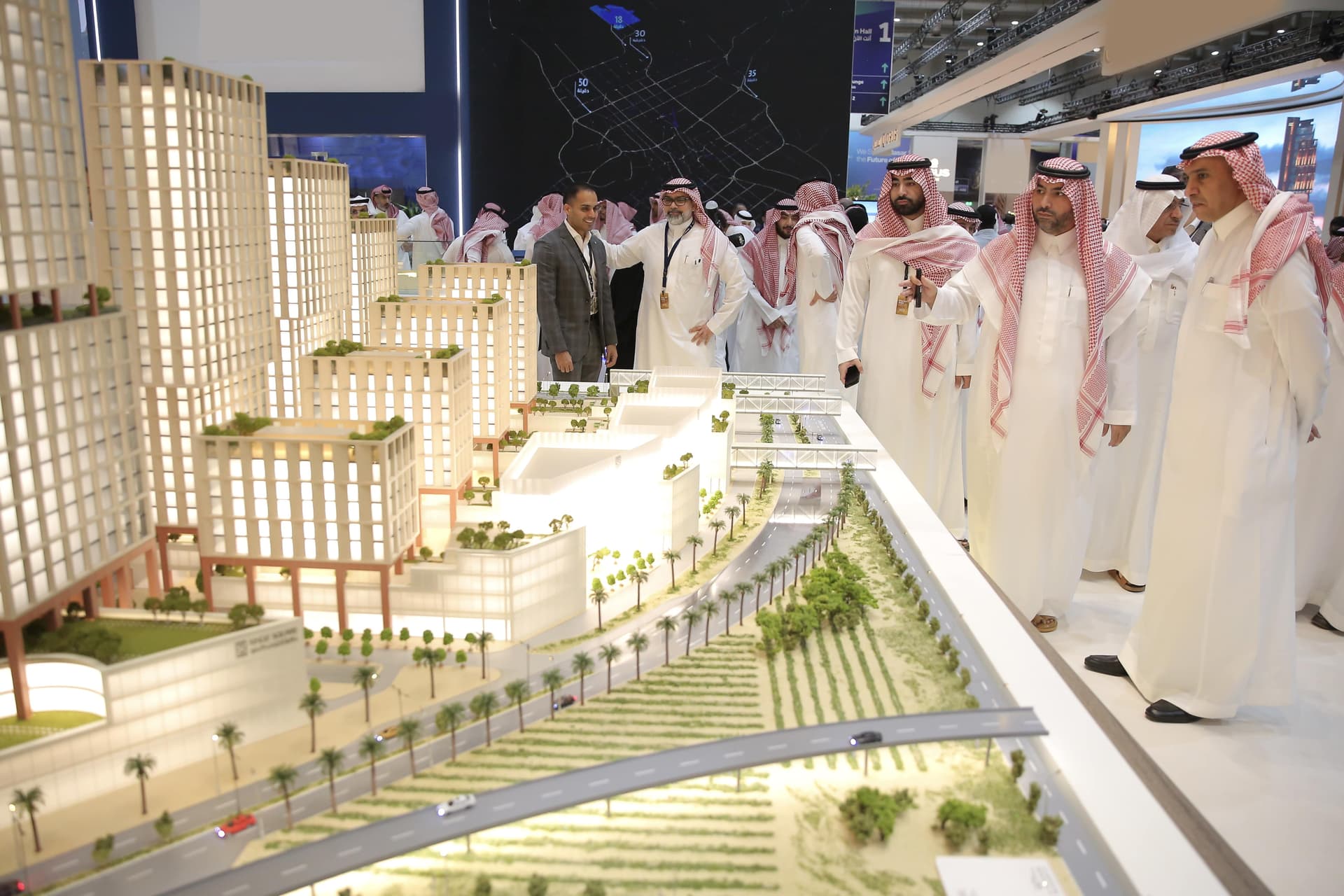 البساتين العقارية والرياض المالية تطلقان صندوقًا لتطوير مشروع "Kings’ Square" في الرياض