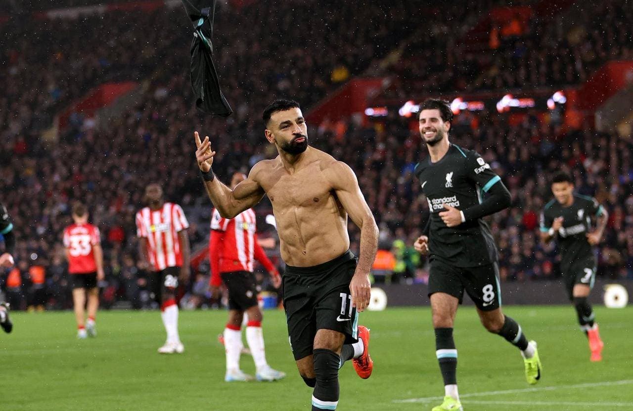 صلاح خلال لقاء ليفربول وسوثامبتون.