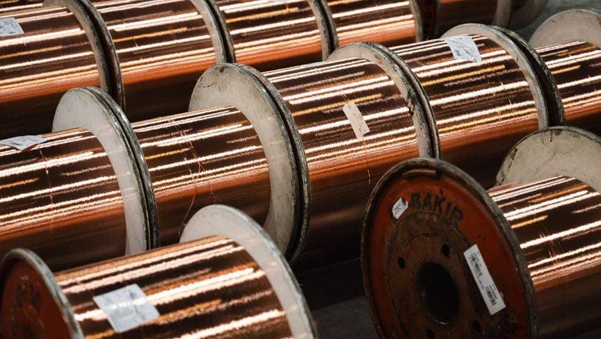 أسطوانات من أسلاك النحاس - بلومبرغ
