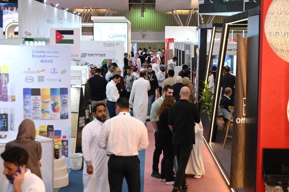 معرض البناء السعودي يكشف مستقبل البيوت الذكية .. منازل تتفاعل مع احتياجات سكانها