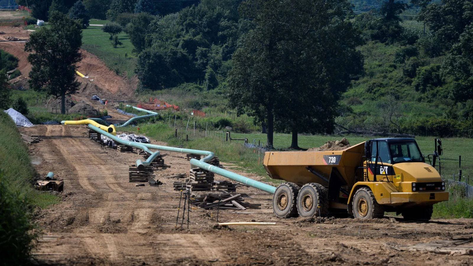 «إنيرجي ترانسفير»: فوز ترمب نسمة هواء نقية لصناعة النفط