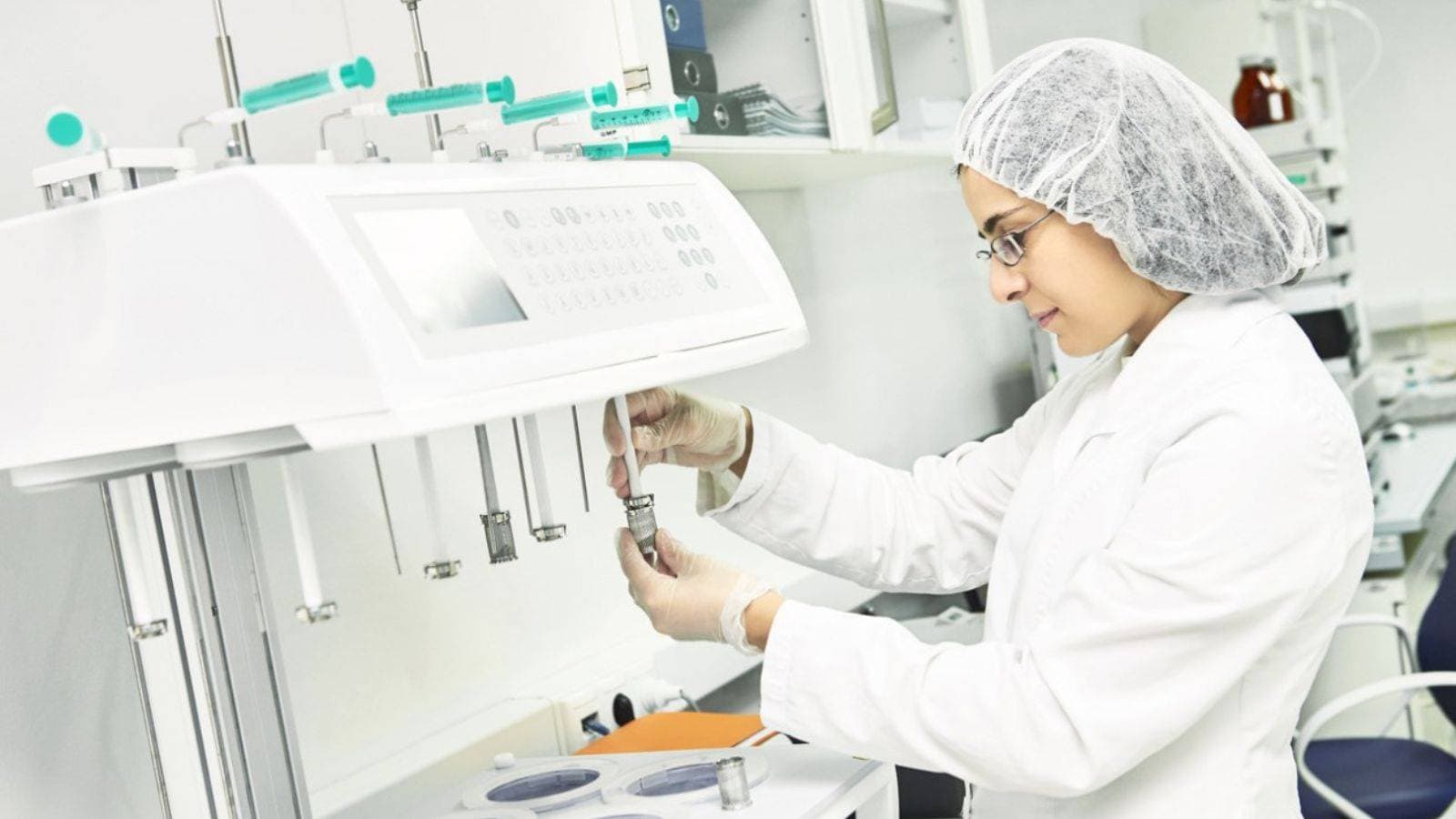 "جلفار" الإماراتية تسعى لإنشاء مصنع أدوية في السعودية باستثمار 300 مليون ريال