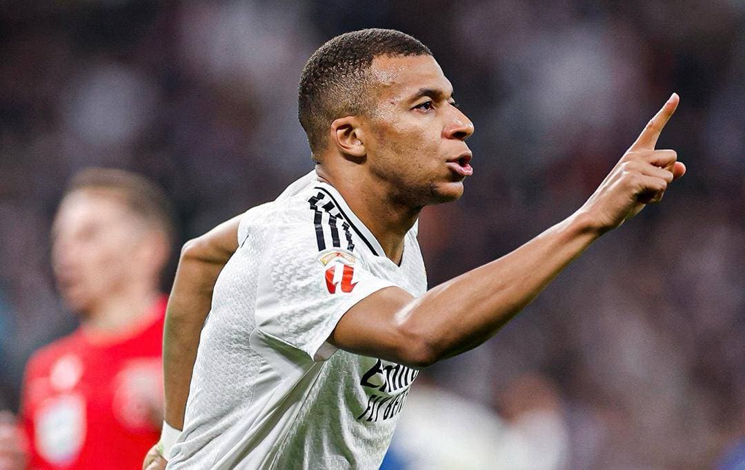 الفرنسي كيليان مبابي لاعب نادي ريال مدريد