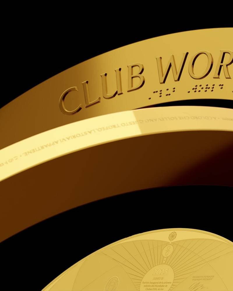 تصميم كأس العالم للأندية استغرق عاما .. قرص و3 حلقات مصنوعة من الذهب