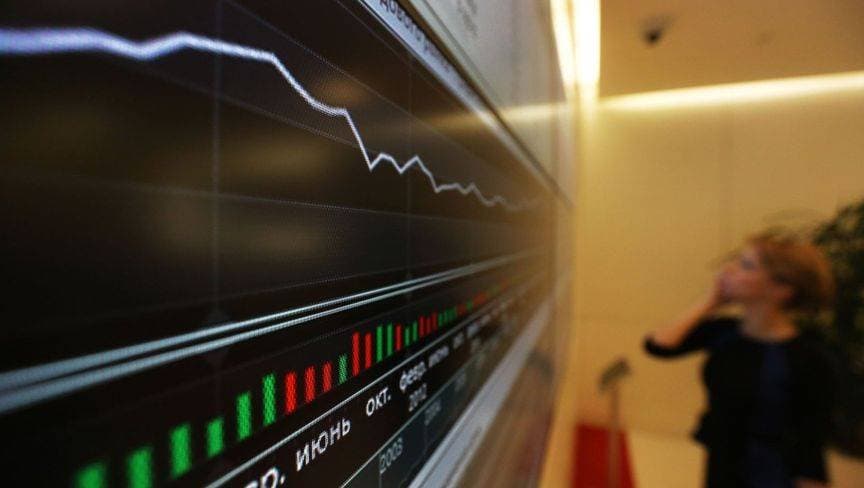 السندات عالية المخاطر تغري المتداولين في عام باهت للأسواق الناشئة