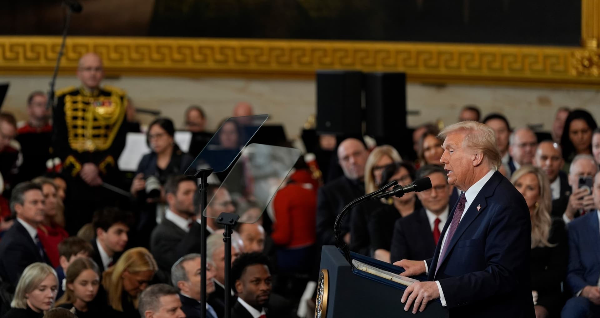 ترمب: سأعلن حالة طوارئ في قطاع الطاقة وسنبدأ بالحفر ثم الحفر