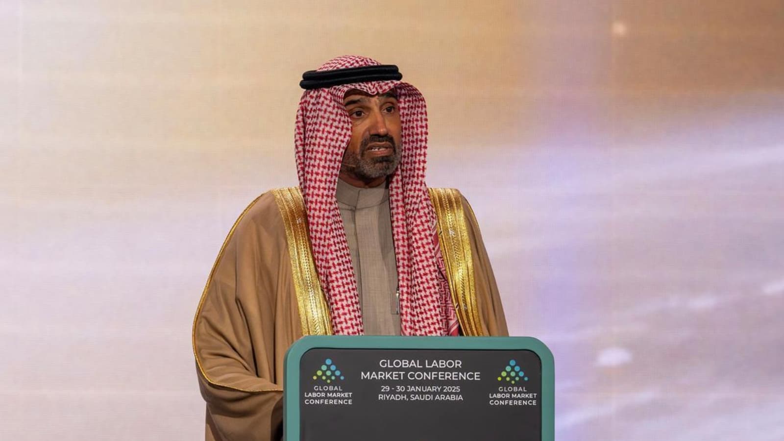 السعودية تكمل تنفيذ 80 % من استراتيجيتها لسوق العمل وتطلق أكاديمية عالمية