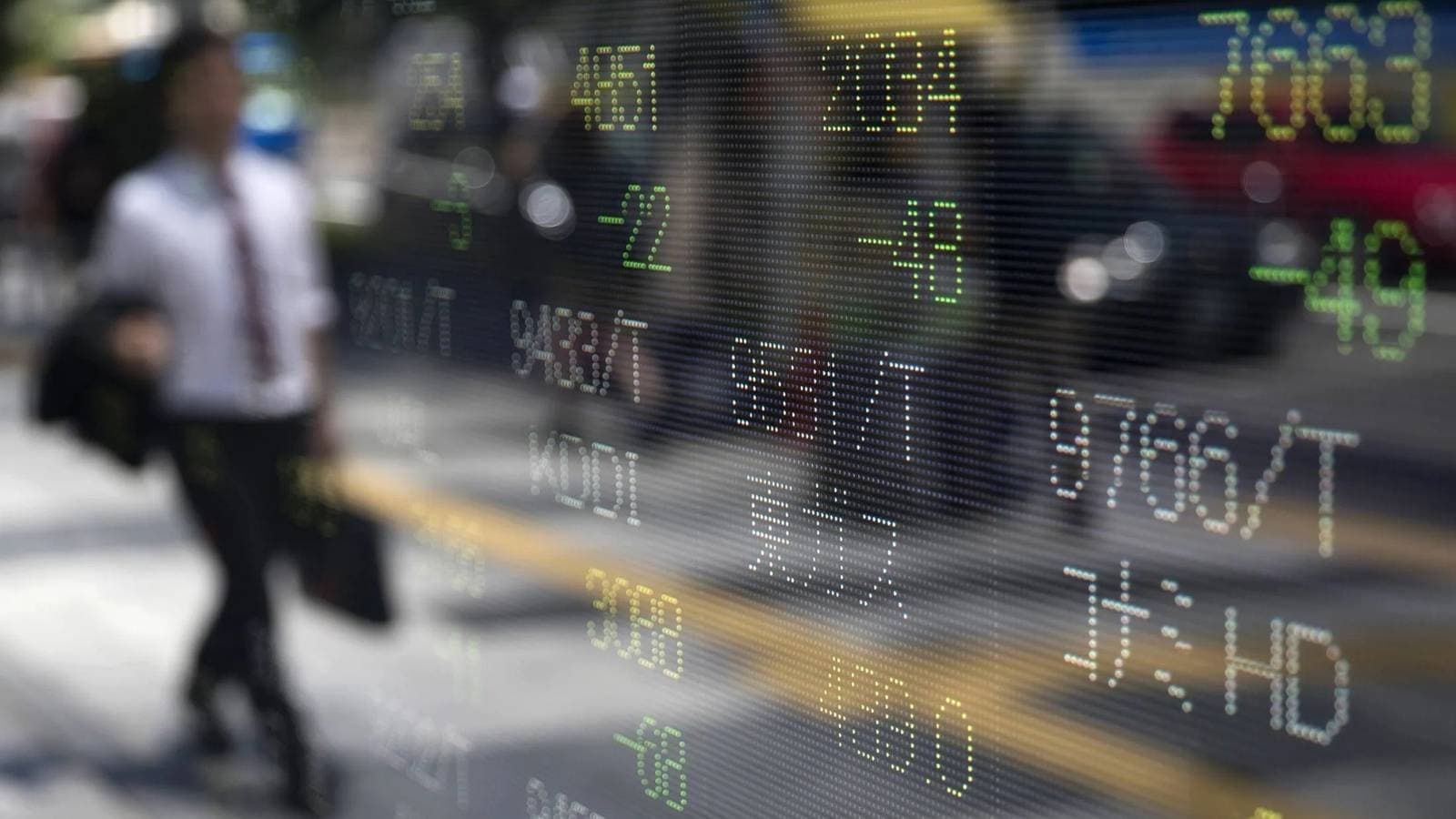 صعود الأسهم الآسيوية بعد قرار "الفيدرالي" وأرباح شركات التكنولوجيا