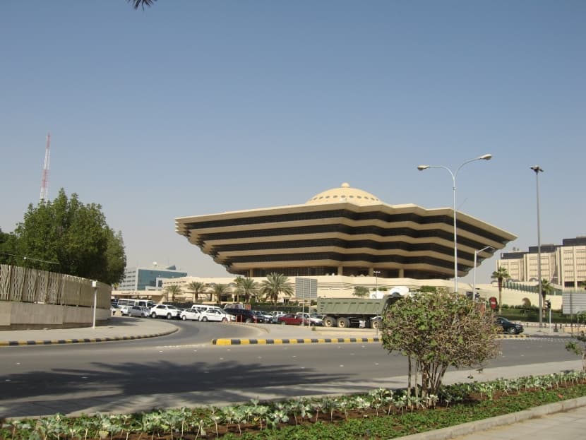 السعودية تبحث مع سورية التعاون في مكافحة المخدرات وتعقب مروجيها