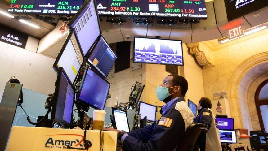 "مورجان ستانلي": مخاطر النمو قد تهبط بالأسهم الأمريكية 5%