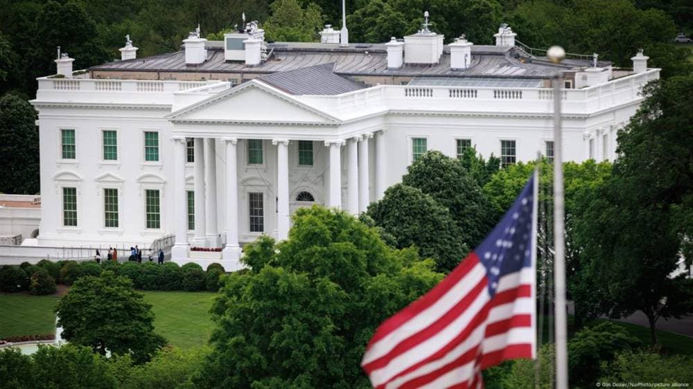 البيت الأبيض: مساعٍ لوقف إطلاق نار محدود في قطاعي الطاقة والبنية التحتية في أوكرانيا