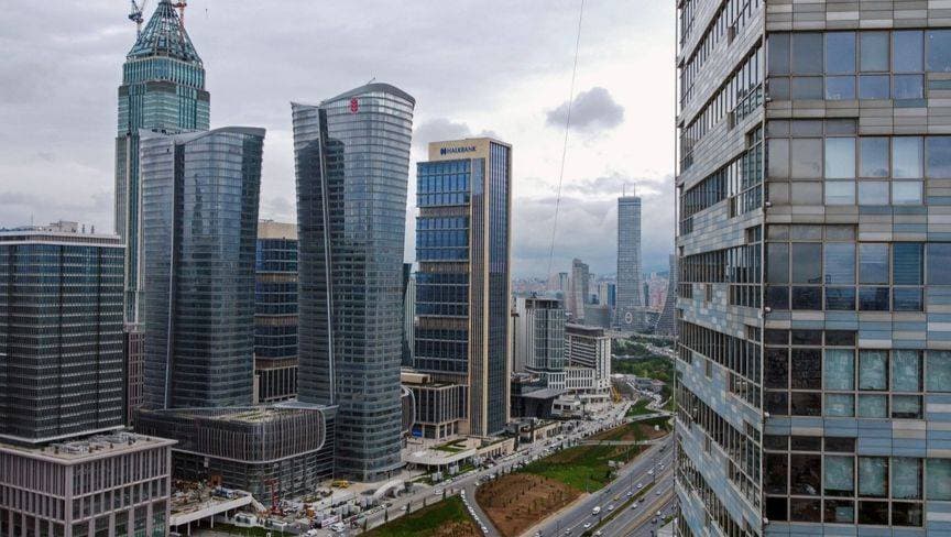 المركزي التركي يناقش اضطرابات السوق مع البنوك