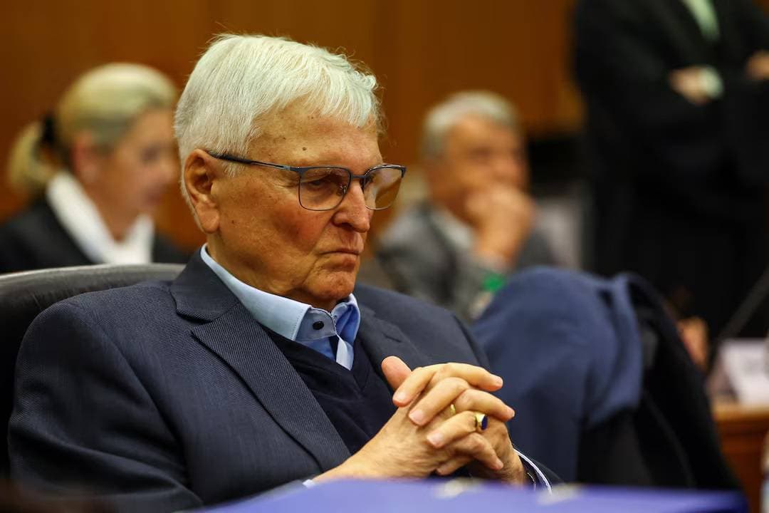 مقابل 4500 دولار .. إسقاط التهم عن رئيس الاتحاد الألماني لكرة القدم