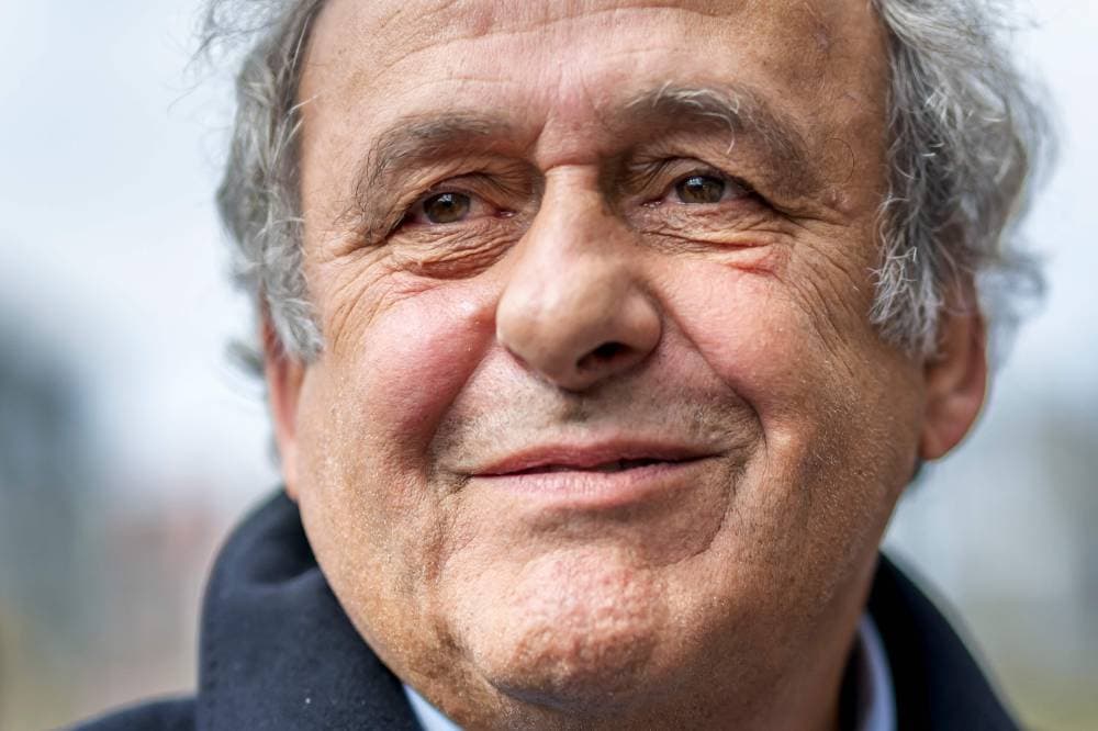 تبرئة بلاتر وبلاتيني في قضية الفساد .. ومحامي الفرنسي يطالب بالتعويض