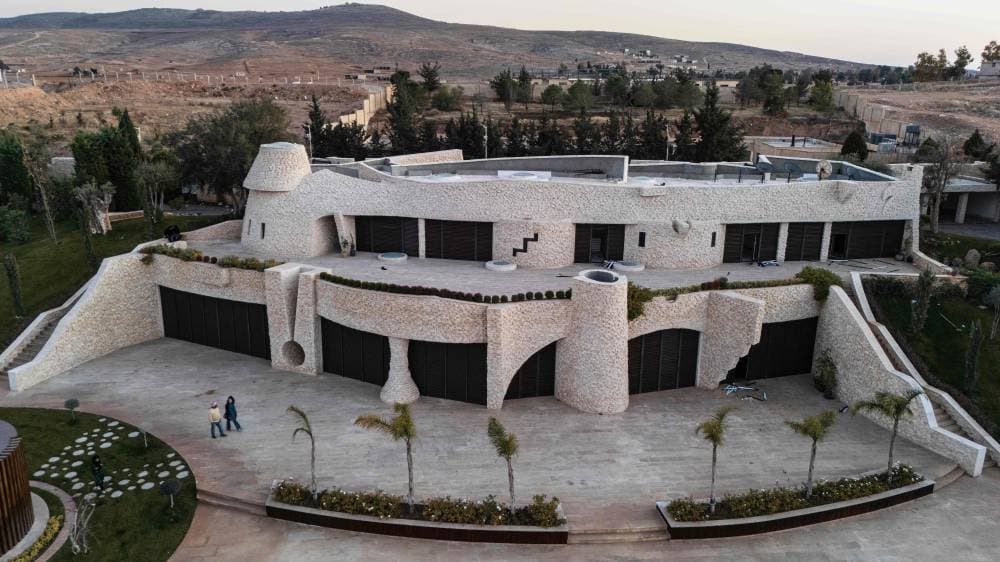 الفرقة الرابعة بقيادة ماهر الأسد .. إمبراطورية نهبت اقتصاد سورية