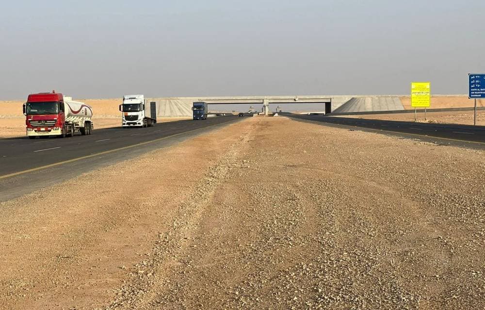 السعودية تبدأ تطبيق عقوبات على الشاحنات الأجنبية المخالفة لنظام نقل البضائع