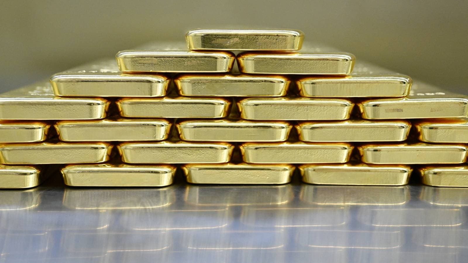 مكاسب الذهب تقترب من 3% بعد قرار أمريكا زيادة الرسوم على الصين