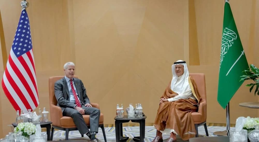 وزير الطاقة السعودي يبحث مع نظيره الأمريكي فرص التعاون في بحوث الطاقة وتبادل الخبرات