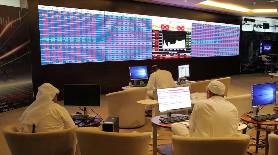 مخاوف الحرب التجارية بين أمريكا والصين تدفع بورصات الخليج إلى التراجع