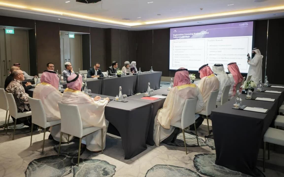 الخريف يبحث مع شركات التعدين والصناعة الإندونيسية تعزيز التعاون لدعم التنمية المستدامة