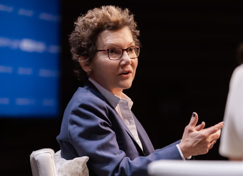 في حالتين .. مسؤولة في الفيدرالي تتوقع أكثر من خفضين للفائدة هذا العام