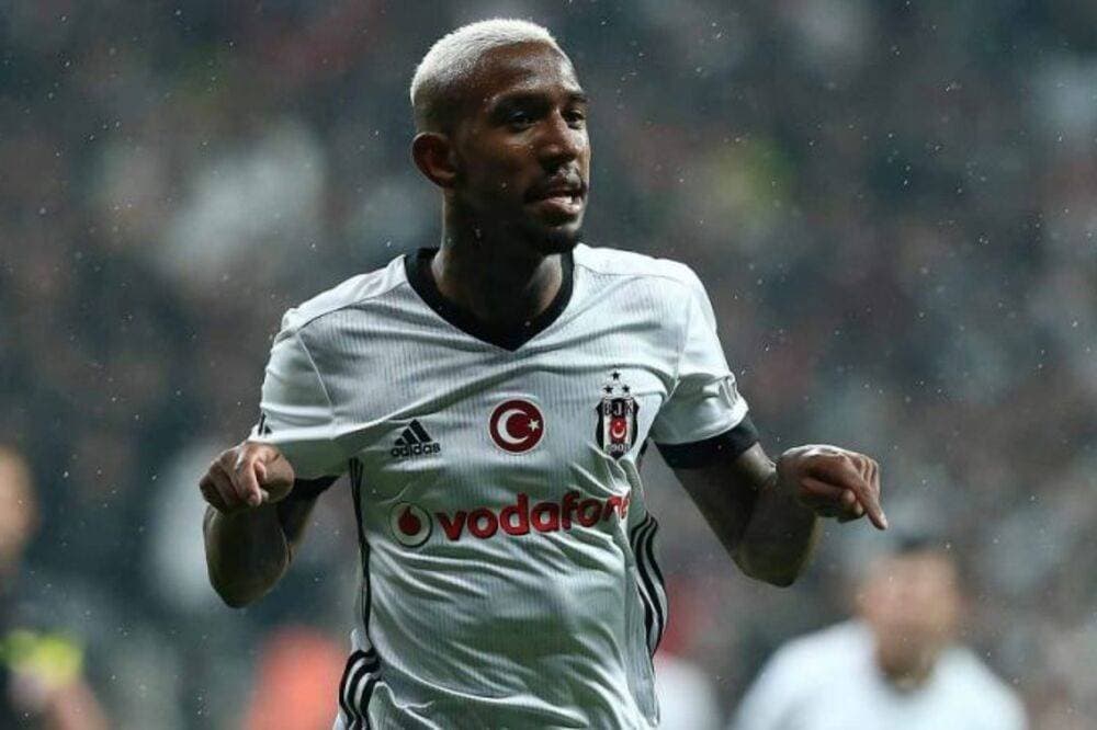 1.1 مليار يورو ديون 4 أندية تركية و200 مليون منها لاتحاد البنوك