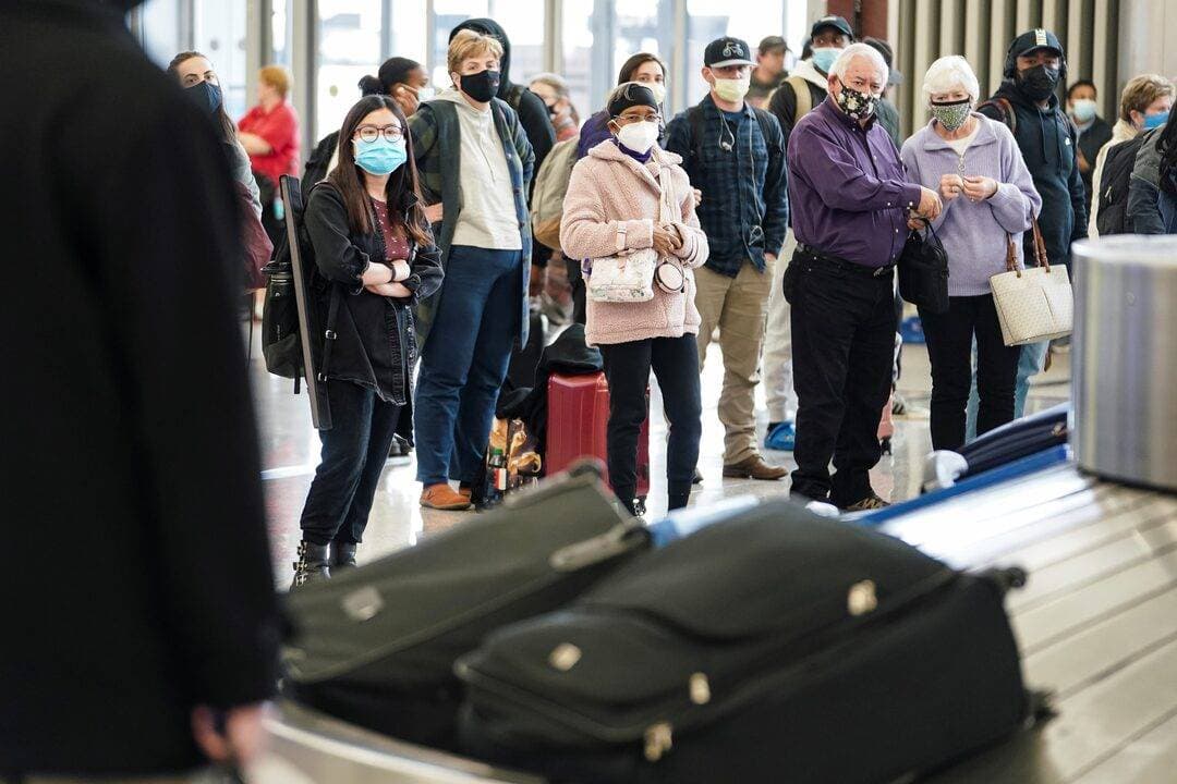 تحسبا للأوقات صعبة .. شركات طيران كبرى ترفع رسوم الأمتعة