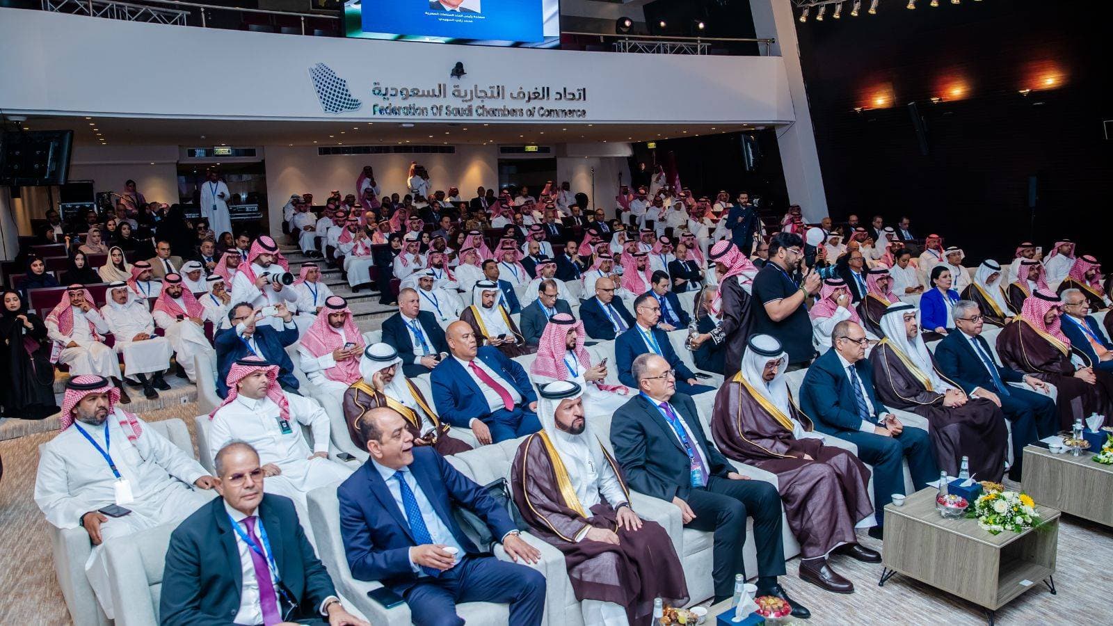 تعزيز التعاون الصناعي بين السعودية ومصر في 5 قطاعات .. أبرزها الأدوية والسيارات